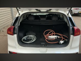 /photos/1569/6dbd5543-45dd-40db-1392-c3a815e9a281_i320x240.jpg
